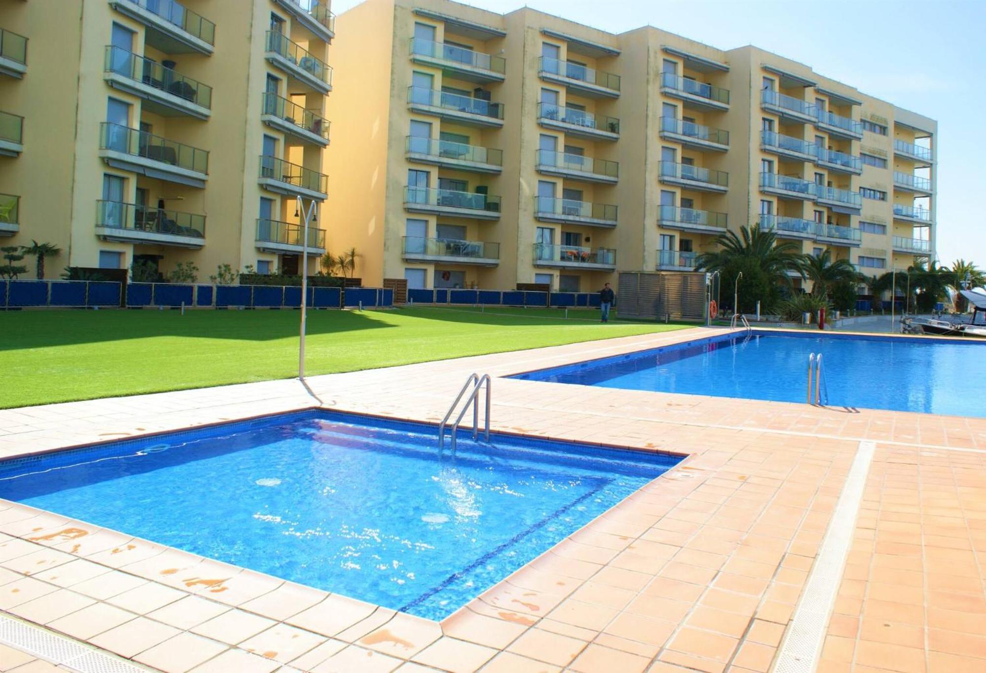 Precioso Piso Con Vista Al Canal Y Piscina En Roses Av-69 Exteriör bild