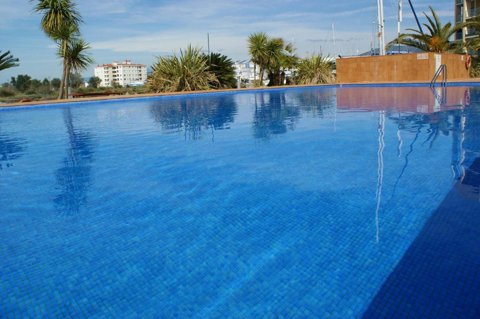 Precioso Piso Con Vista Al Canal Y Piscina En Roses Av-69 Exteriör bild