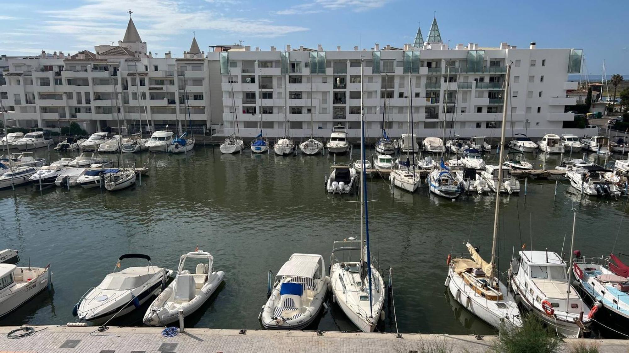 Precioso Piso Con Vista Al Canal Y Piscina En Roses Av-69 Exteriör bild